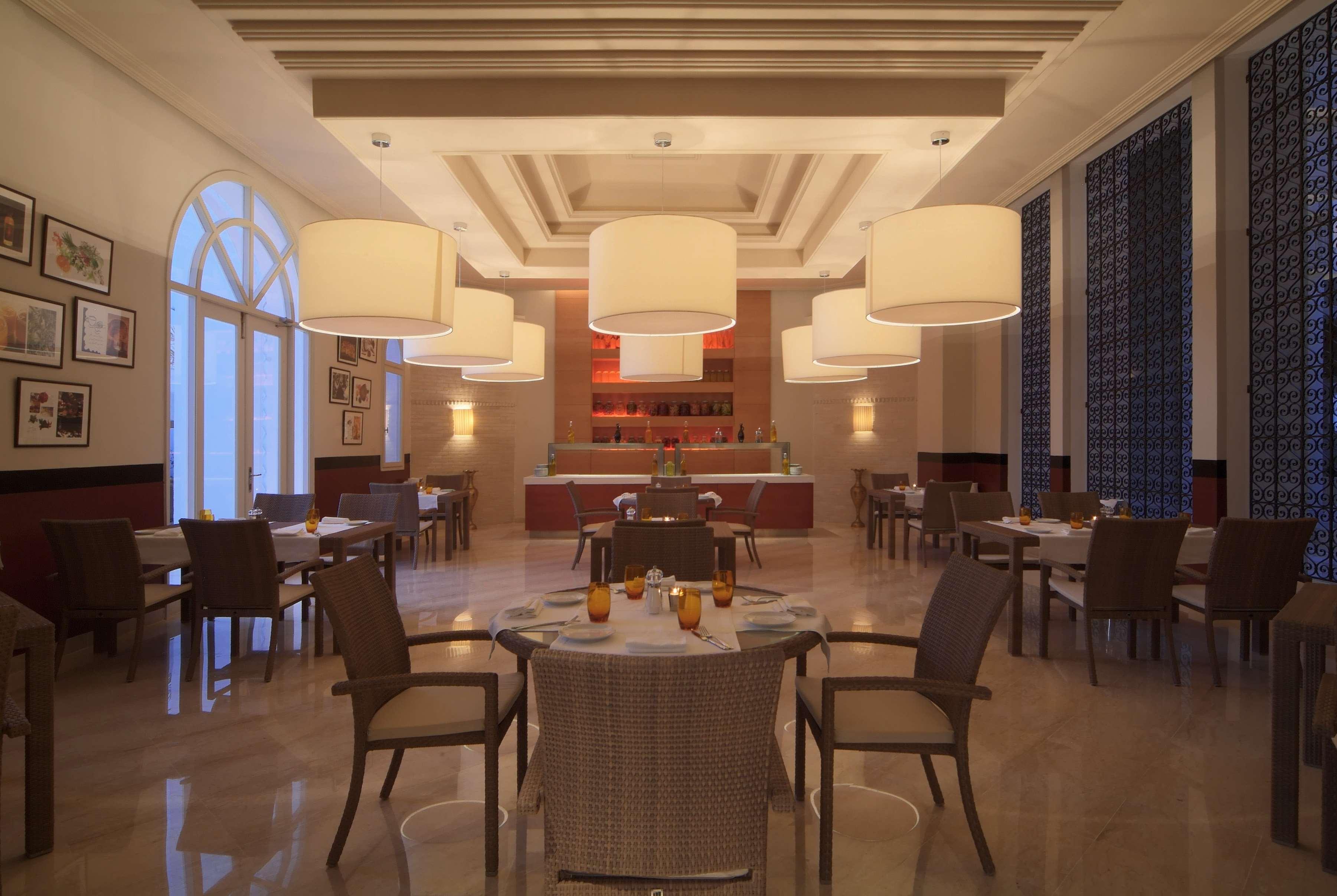 Radisson Blu Palace Resort & Thalasso, Djerba Mezraia Restaurang bild